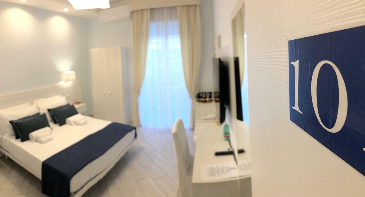 Maison Claudette Toledo نابولي المظهر الخارجي الصورة
