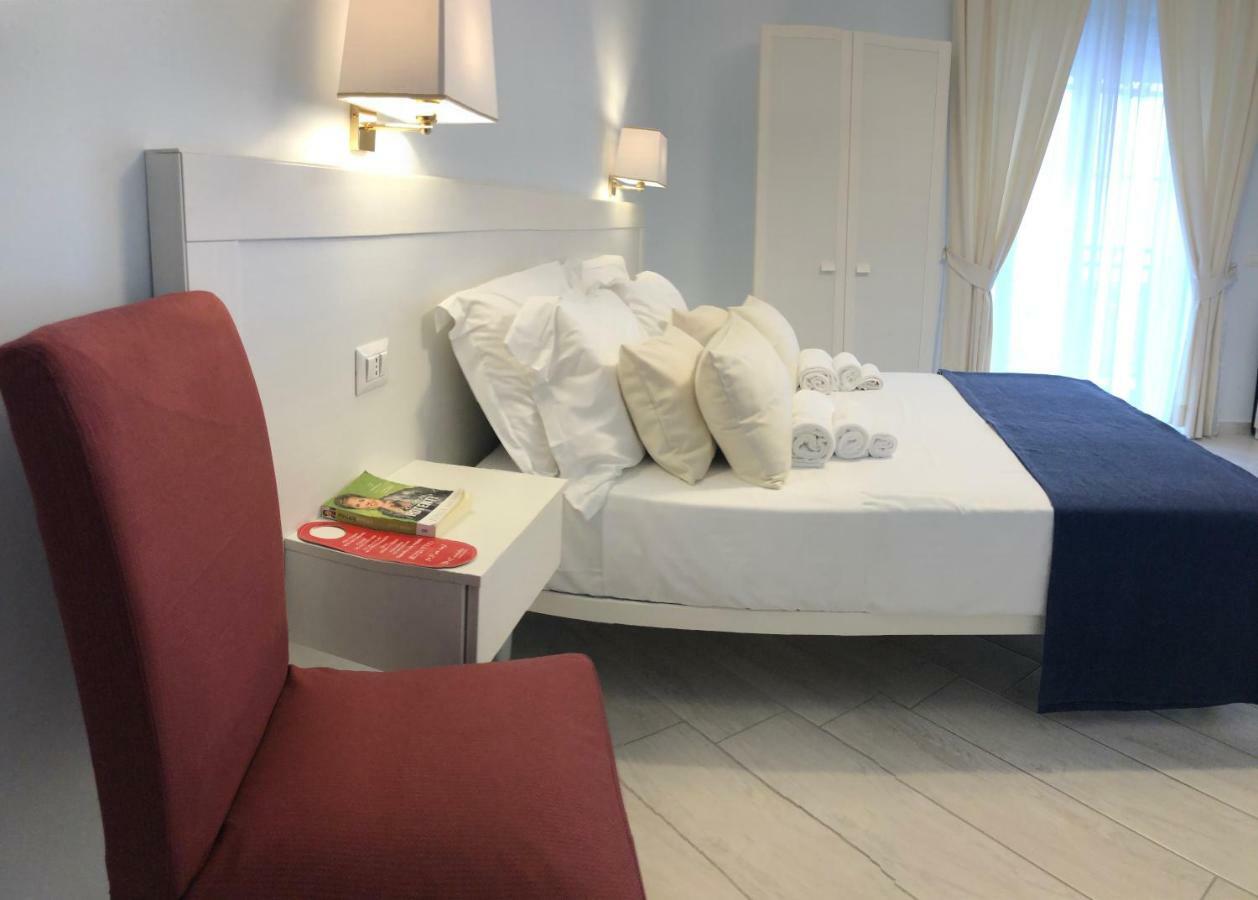 Maison Claudette Toledo نابولي المظهر الخارجي الصورة